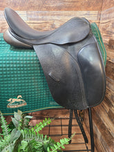 17.5" County Connection Dressage Saddle